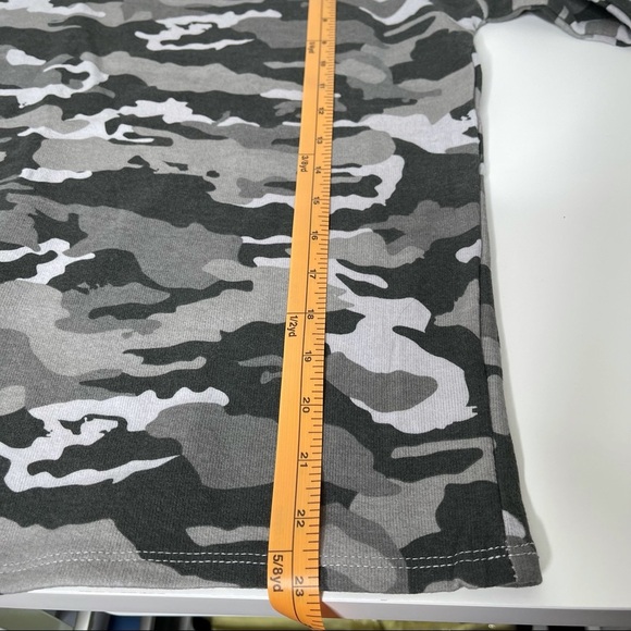 Chaser Camo-Print Long Dolman-Sleeve Top - Picture 7 of 10